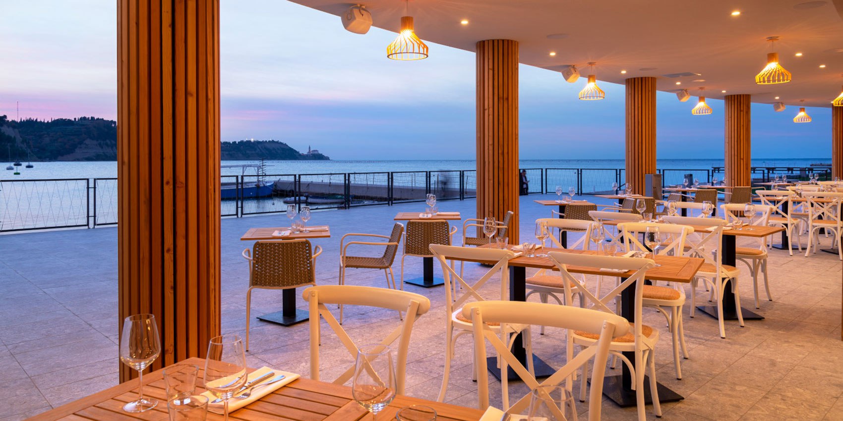 foto ristorante al mare